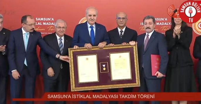 101 Yıl Sonra Samsun'a İstiklal Madalyası Takdim Edildi