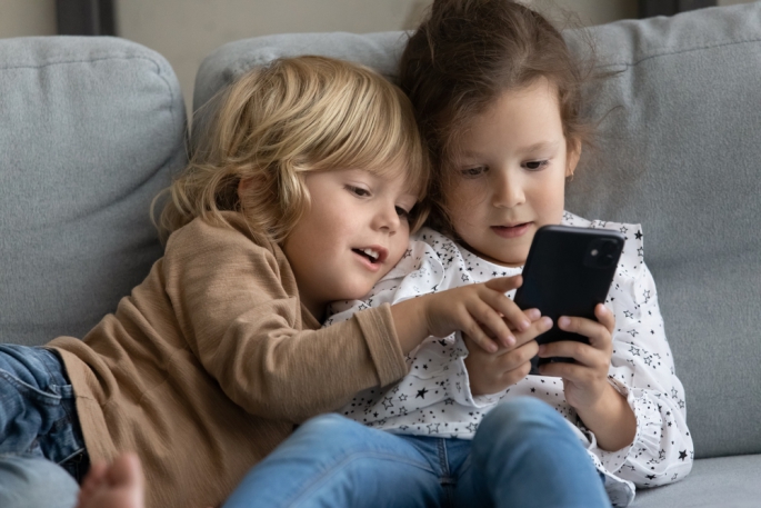 Çocuklarda ekran bağımlılığı şaşılığa yol açıyor