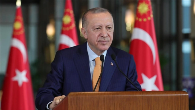 Cumhurbaşkanı Erdoğan öğrencileri tebrik etti 