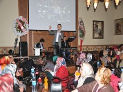 Kadef kadın kollarından kutlama