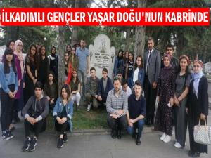 İLKADIMLI GENÇLERDEN YAŞAR DOĞU'NUN KABRİNE ZİYARET