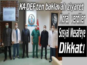 KA-DEF'TEN ARAŞTIRMA HASTANESİNE BAKLAVALI ZİYARET 