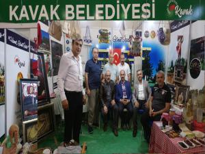 KAVAK BELEDİYESİ STANDI FUARDA YOĞUN İLGİ GÖRDÜ 