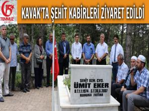 KAVAKTA ŞEHİT KABİRLERİ ZİYARET EDİLDİ