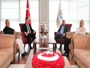 Nurettin Sever Altınordu Belediye Başkanı Aşkın Töreni ziyaret etti