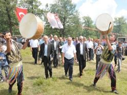 Akbelen Köyü Şenliğinde muhteşem coşku