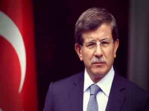 DAVUTOĞLU: SİYASET GEÇİCİ HOCALIK KALICIDIR