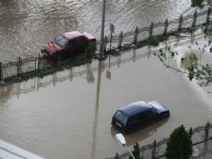 SAMSUN YAĞIŞ VE FIRTINAYA KARŞI TEDBİRİNİ ALMALI