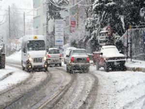 Hazırlıklı olun Karadeniz'e kar uyarısı var