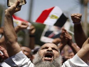  Mısır mahkemesi 189 sanığa idam cezası verdi