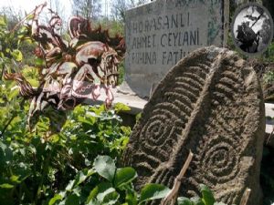  Horasan erenlerinden akıncı Ahmet Ceylani'nin kabri Samsunda 