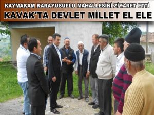 Kavak Kaymakamı Mahalleleleri ziyaret ederek sorun dinliyor