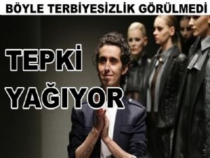 Transparan kıyafetler eşliğinde Salavat-ı Şerif okundu