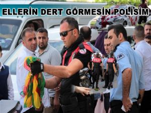 Polisin o hareketi  Tüm Türkiye'de Takdir Topladı