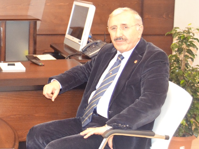 MEHMET KURT KİMDİR?